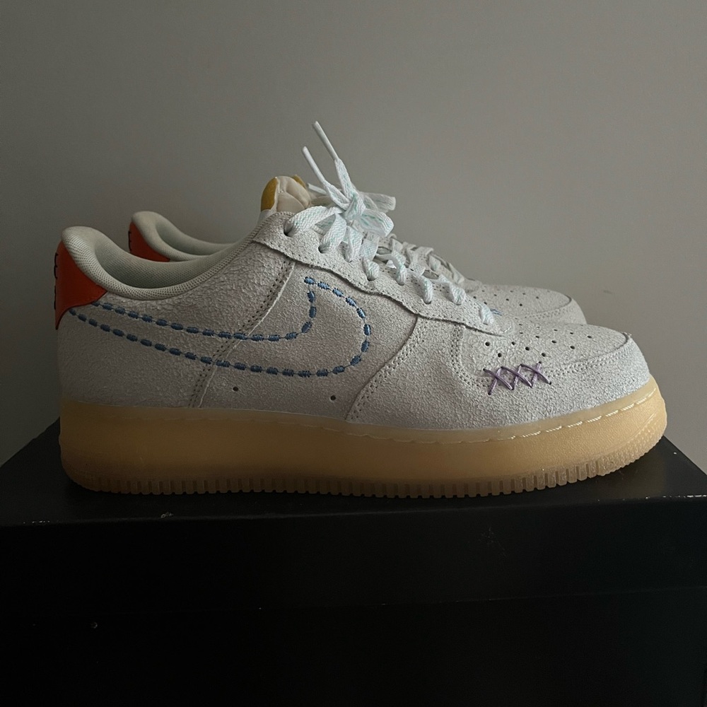 Nike Air Force 1 '07 LV8 University Blue White Sneakers Size 10